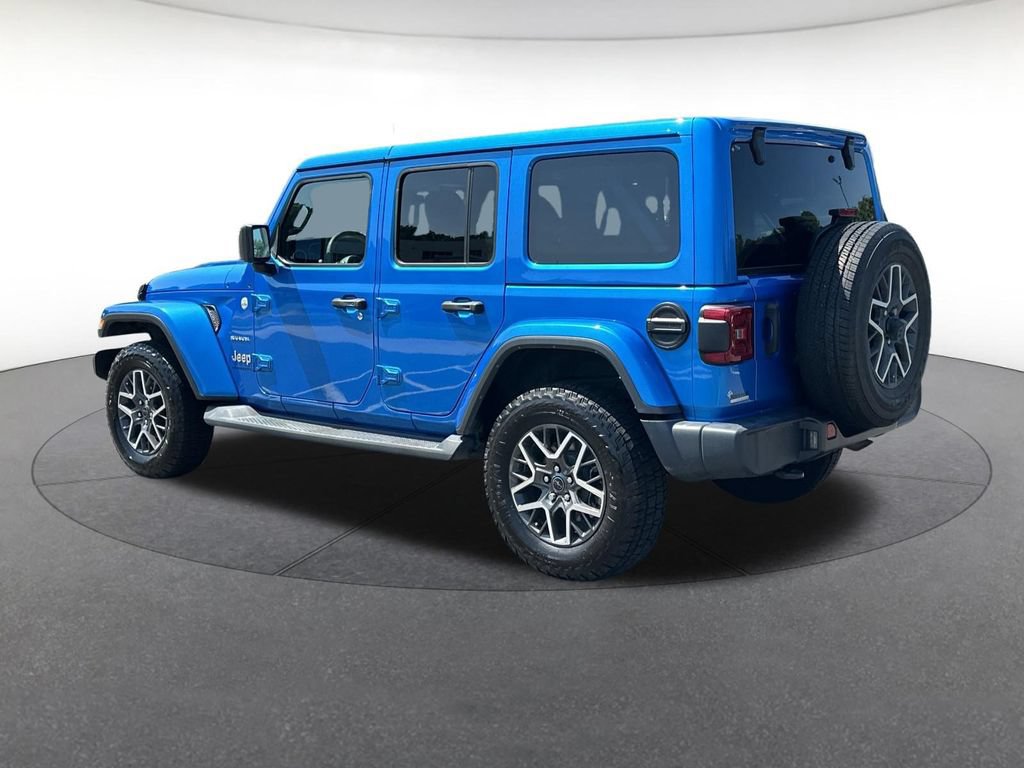 Certified 2024 Jeep Wrangler Unlimited Sahara AWD/4WD image 3