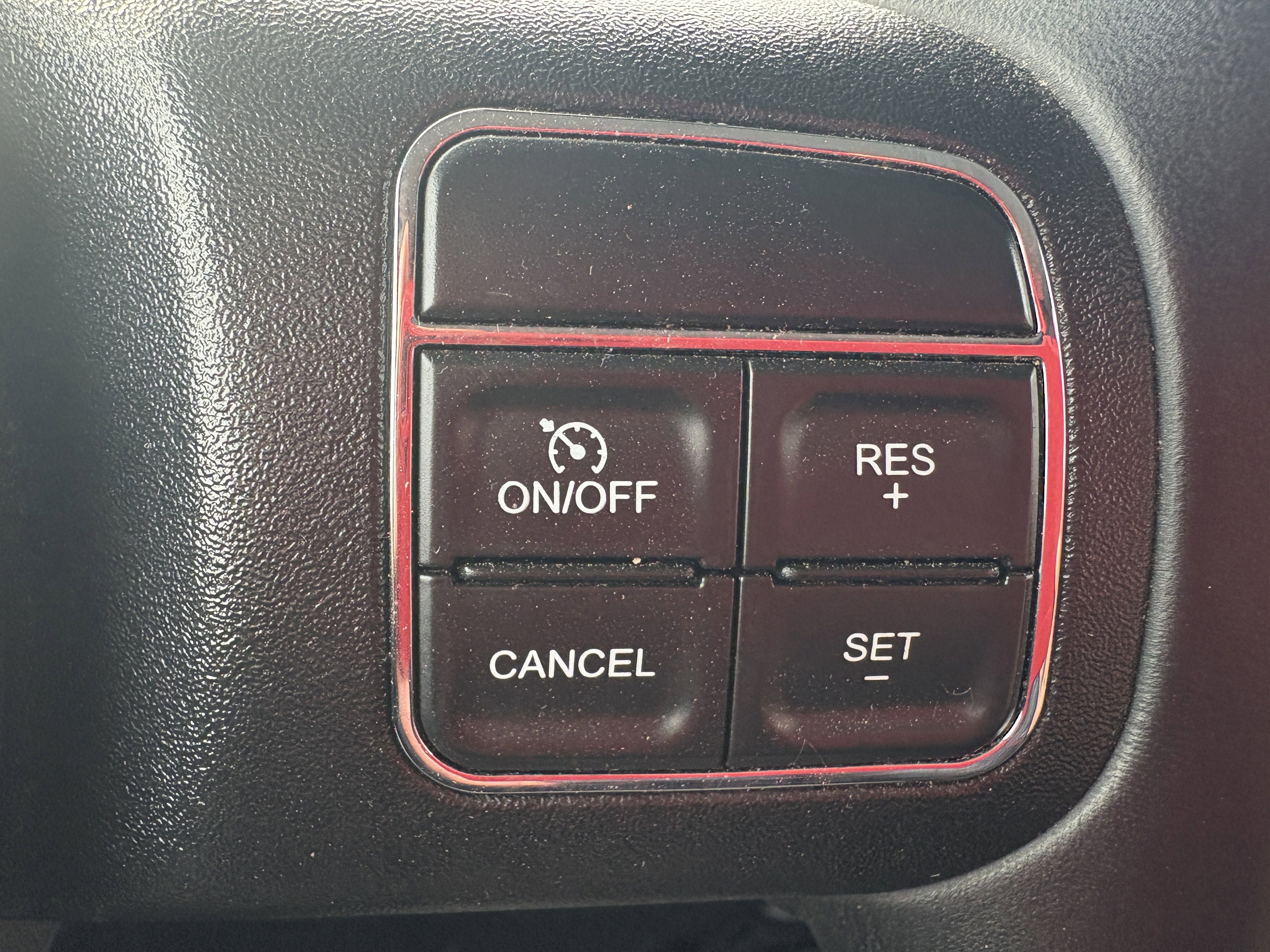 Used 2018 Jeep Wrangler Sport image 12