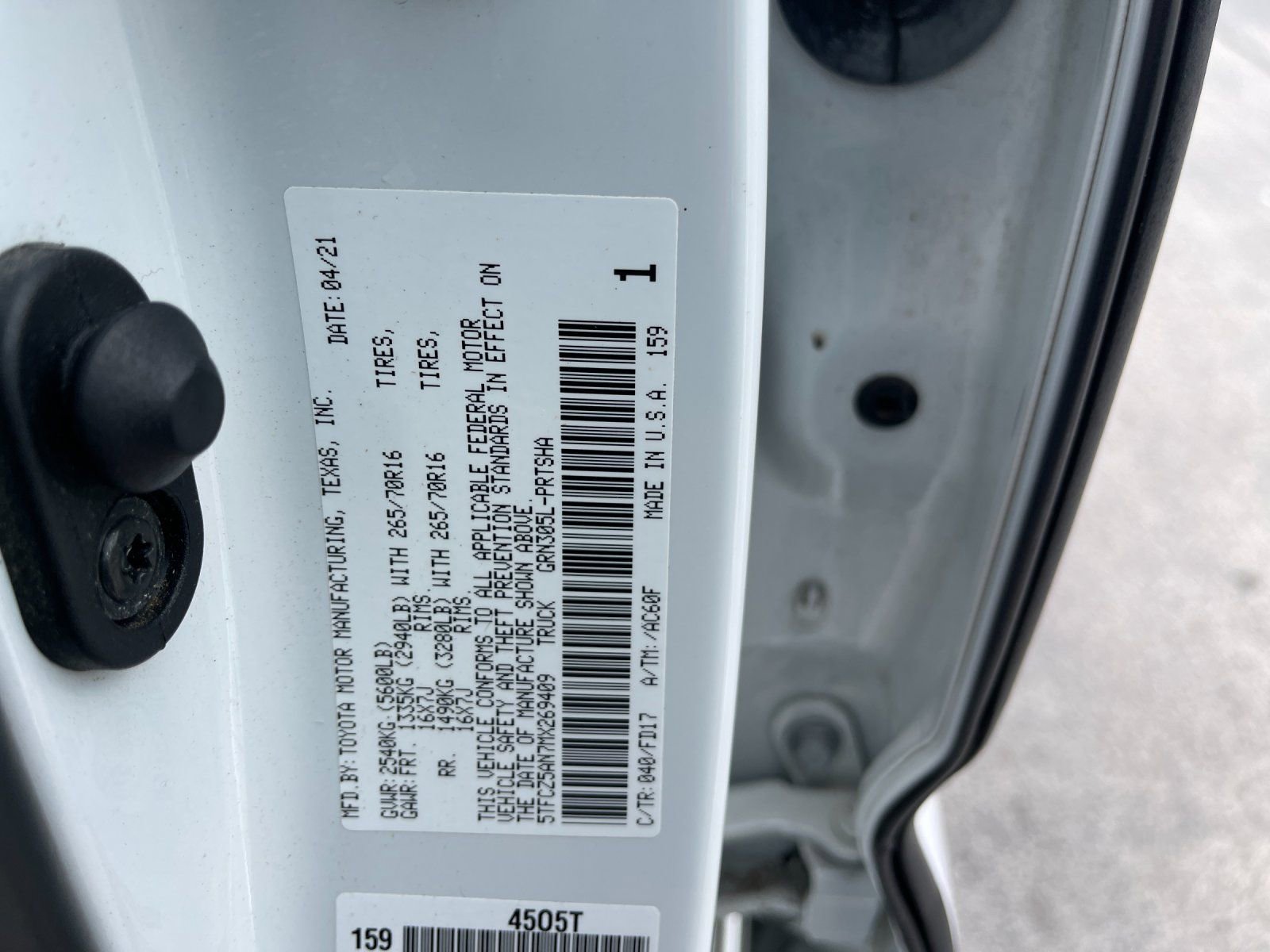 Used 2021 Toyota Tacoma TRD Off-Road w/ Technology Package AWD/4WD image 31