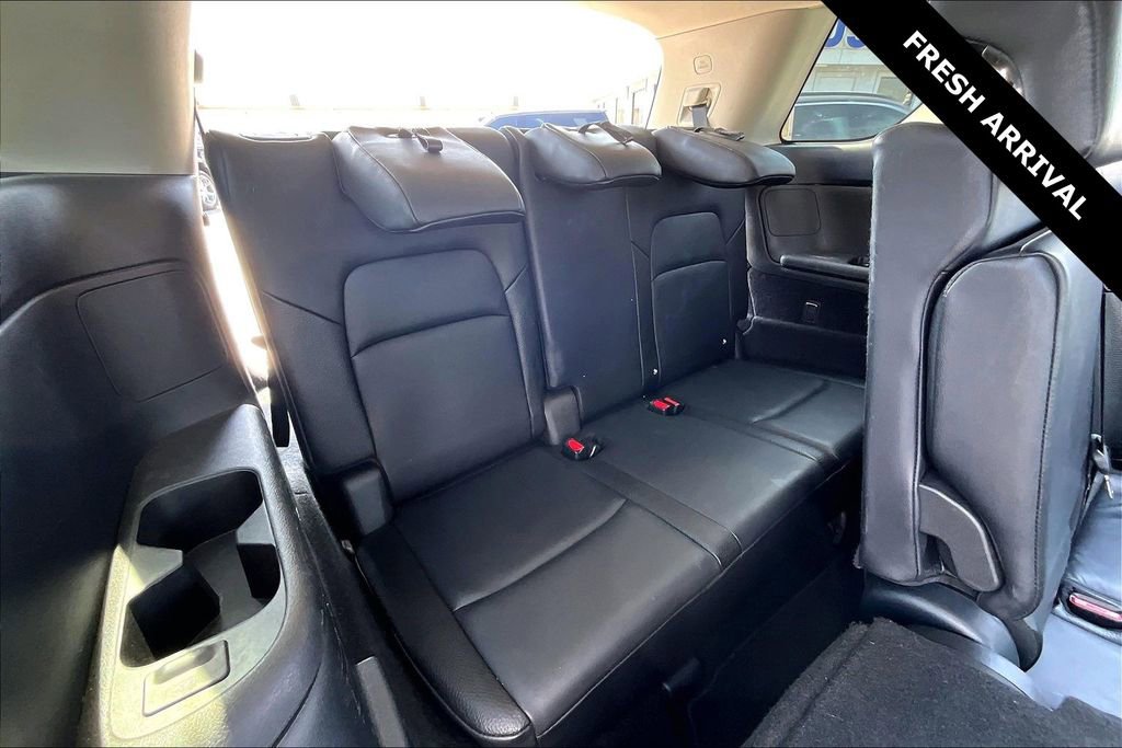 Used 2022 Nissan Pathfinder SL AWD/4WD image 25