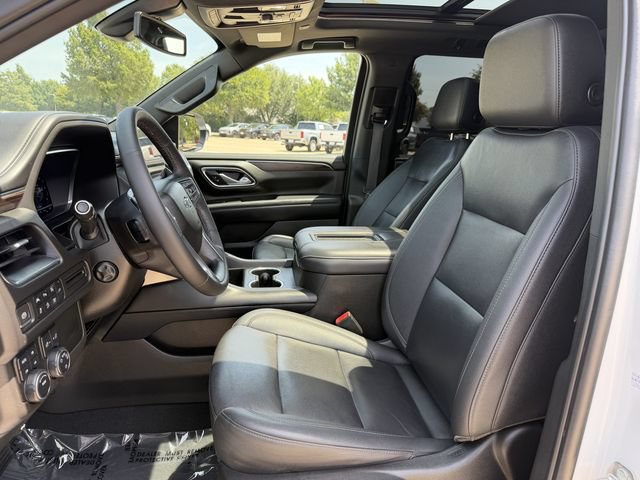 Used 2022 Chevrolet Tahoe Z71 w/ Luxury Package AWD/4WD image 25