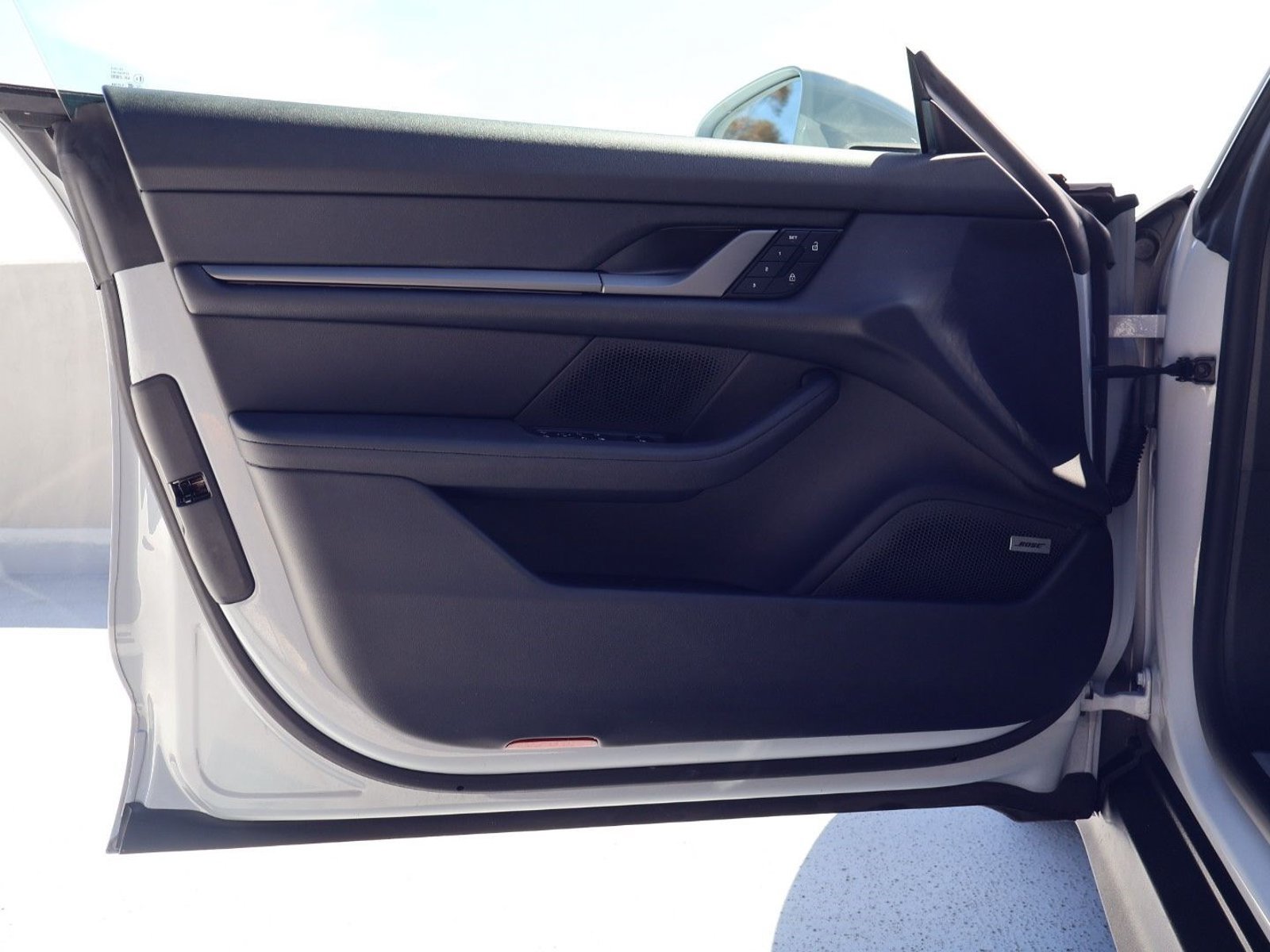 Certified 2025 Porsche Taycan w/ Storage Package RWD image 14