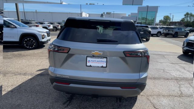 New 2027 Chevrolet Equinox LT w/ LPO, Floor Liner Package FWD image 9