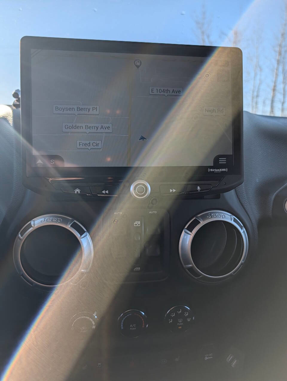 Used 2011 Jeep Wrangler Unlimited 70th Anniversary w/ Connectivity Group image 26