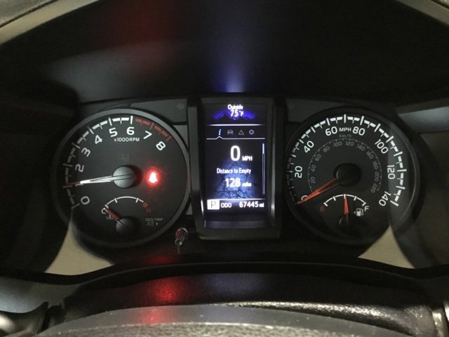 Used 2022 Toyota Tacoma SR image 34