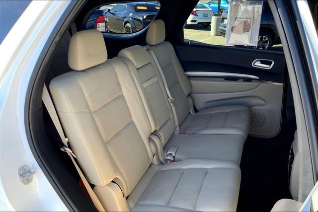 Used 2019 Dodge Durango SXT w/ 3rd Row Seating Group image 26