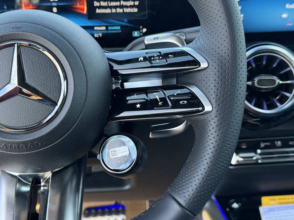 New 2026 Mercedes-Benz GLB 35 AMG 4MATIC image 23