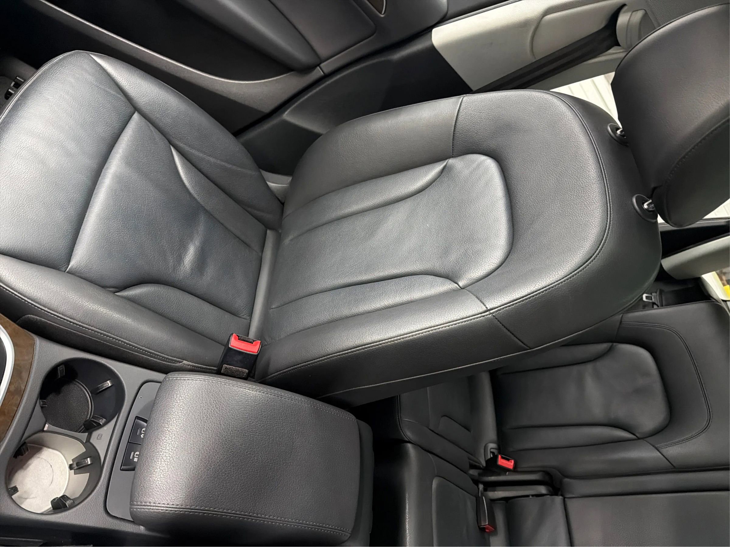 Used 2016 Audi Q5 3.0T Prestige image 34