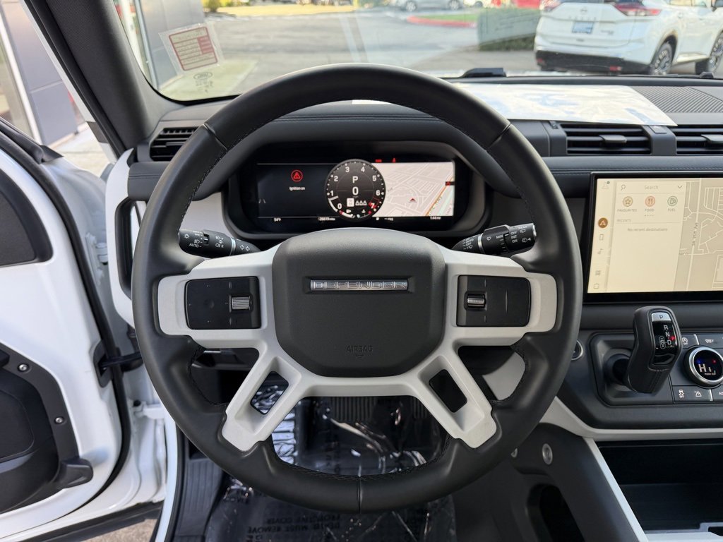 Used 2025 Land Rover Defender 110 S image 19