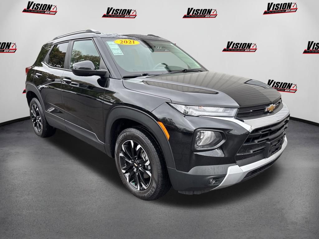 Used 2021 Chevrolet TrailBlazer LT w/ Driver Confidence Package AWD/4WD image 3