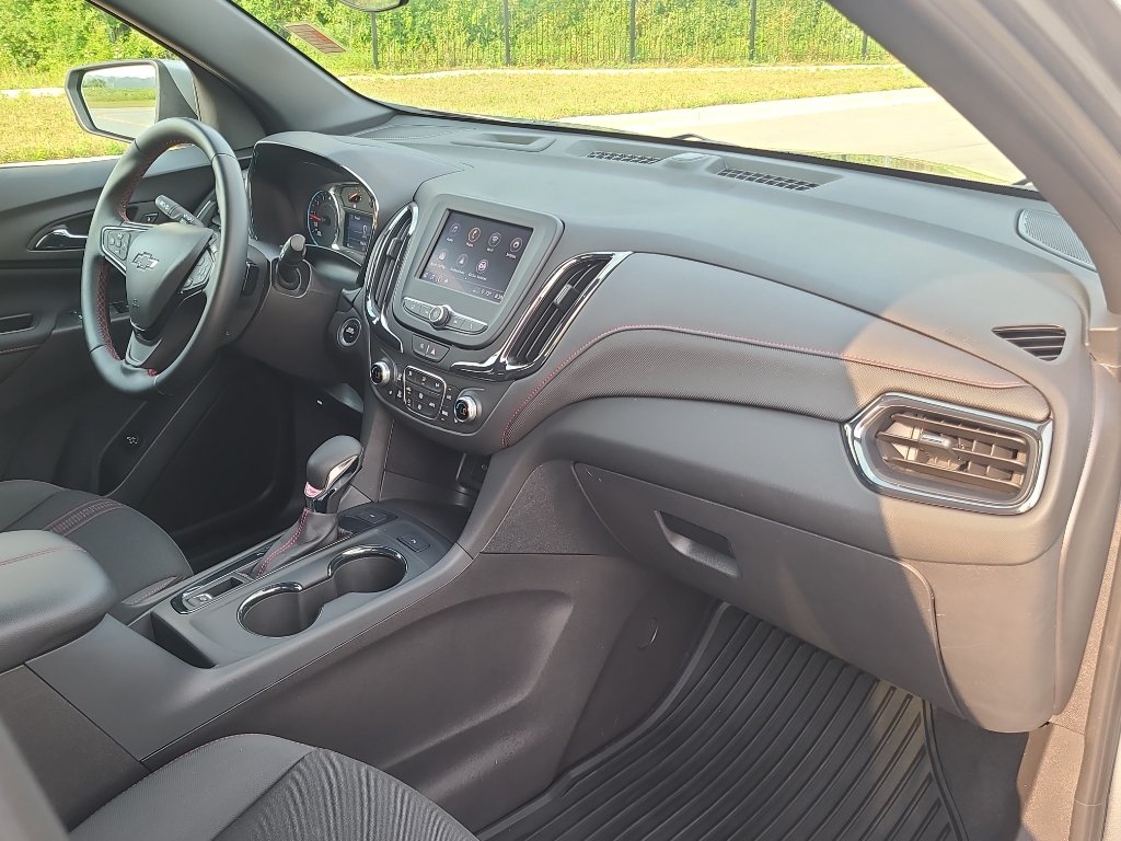 Used 2024 Chevrolet Equinox RS AWD/4WD image 27