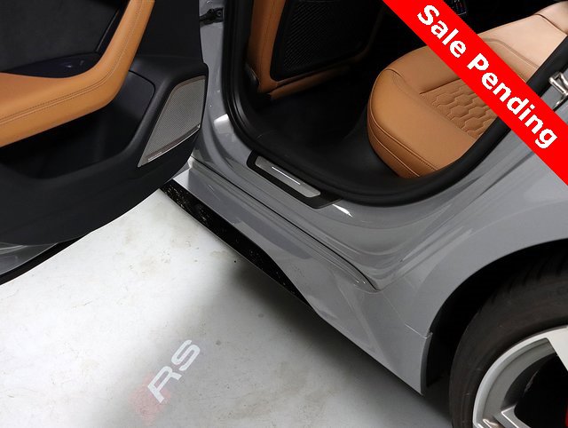 Used 2023 Audi RS 6 image 32