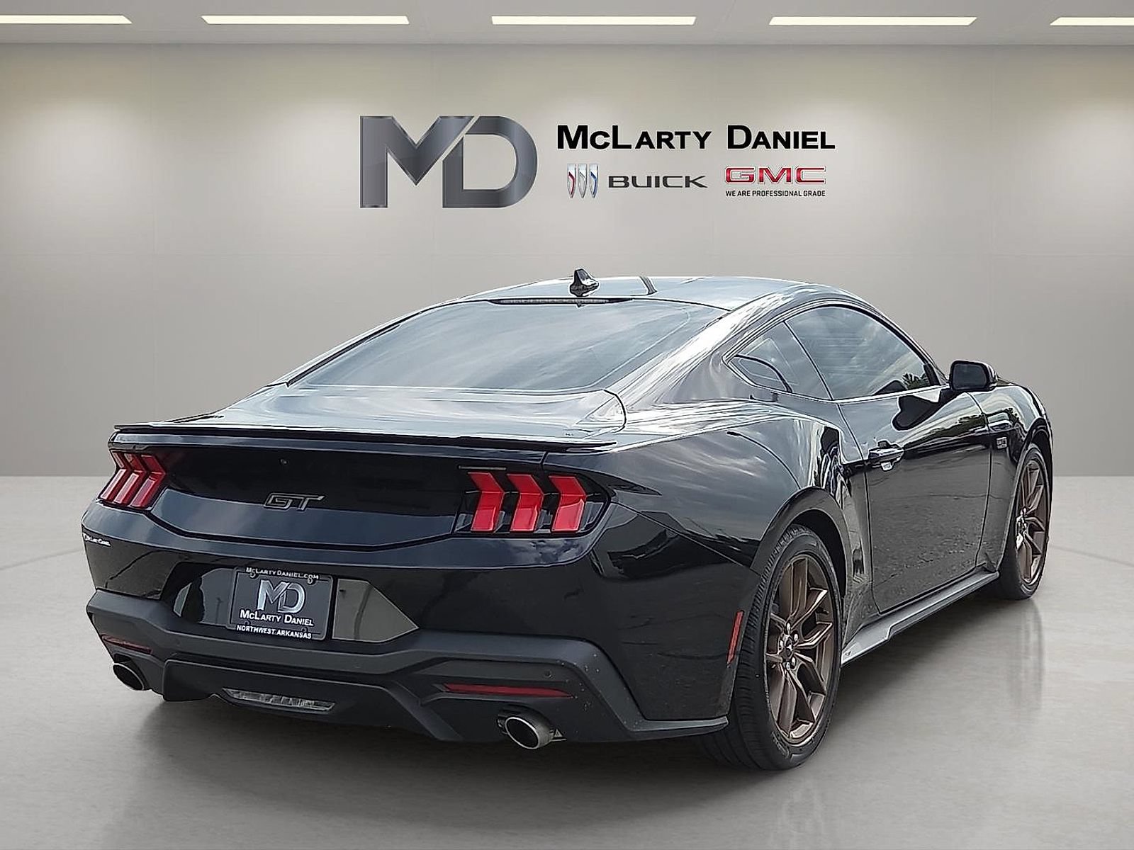 Used 2025 Ford Mustang GT Premium RWD image 14