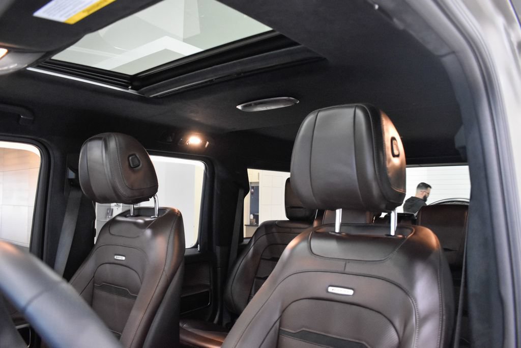 Used 2025 Mercedes-Benz G 63 AMG 4MATIC image 2