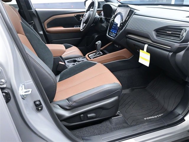 Used 2025 Subaru Forester Touring w/ Touring Package image 30