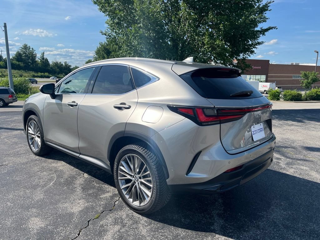 Used 2022 Lexus NX 350h AWD image 4
