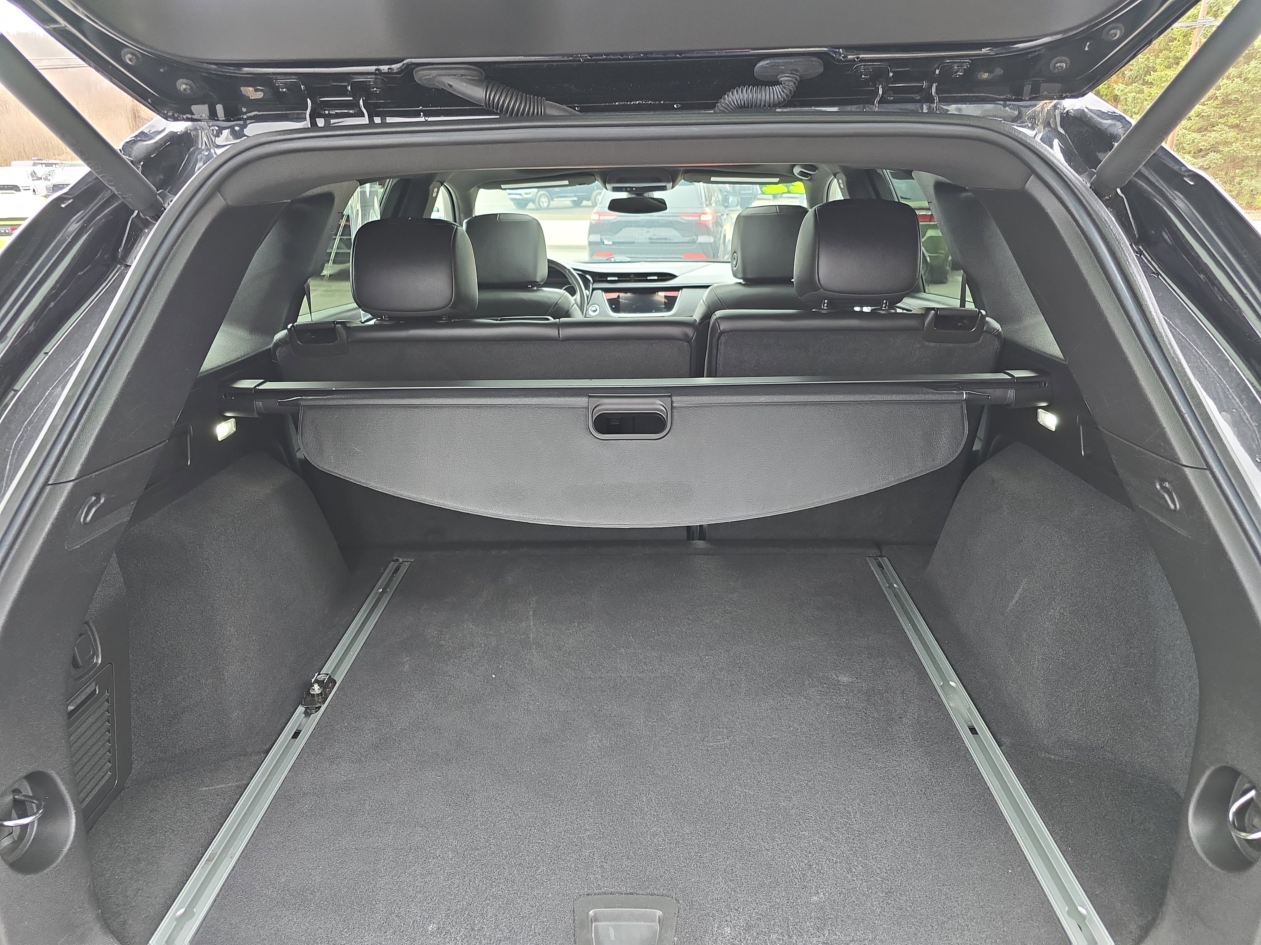 Used 2022 Cadillac XT5 Premium Luxury image 5