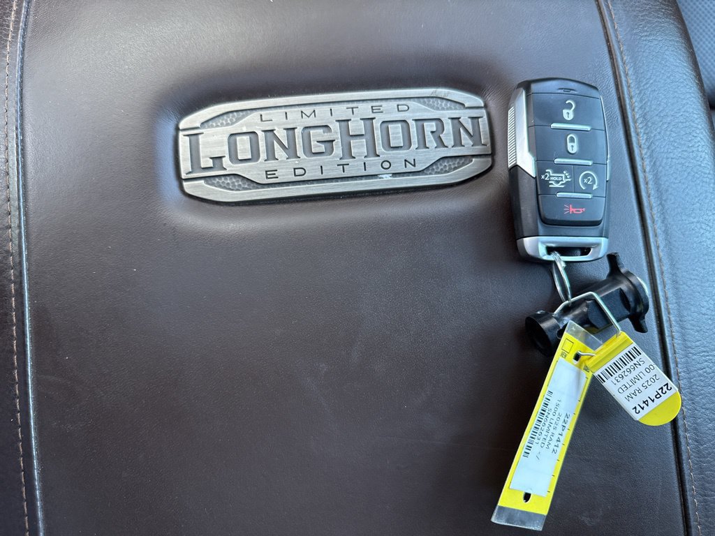 Used 2025 RAM 1500 Limited AWD/4WD image 36
