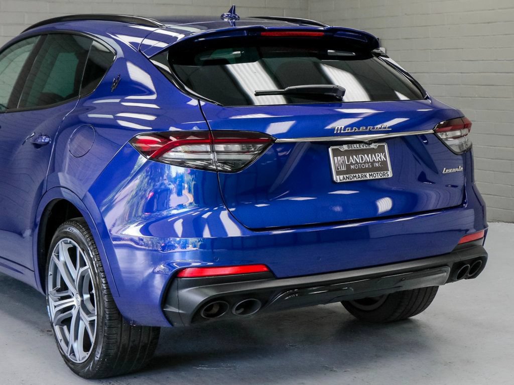 Used 2022 Maserati Levante Modena AWD/4WD image 37