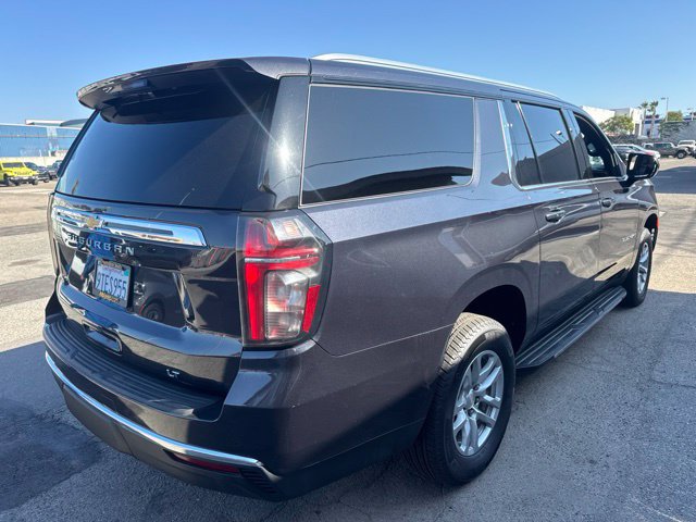 Used 2023 Chevrolet Suburban LT RWD image 5