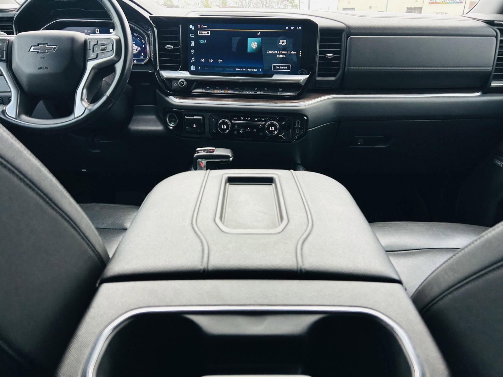 Used 2022 Chevrolet Silverado 1500 LT Trail Boss w/ LT Trail Boss Premium Package image 28