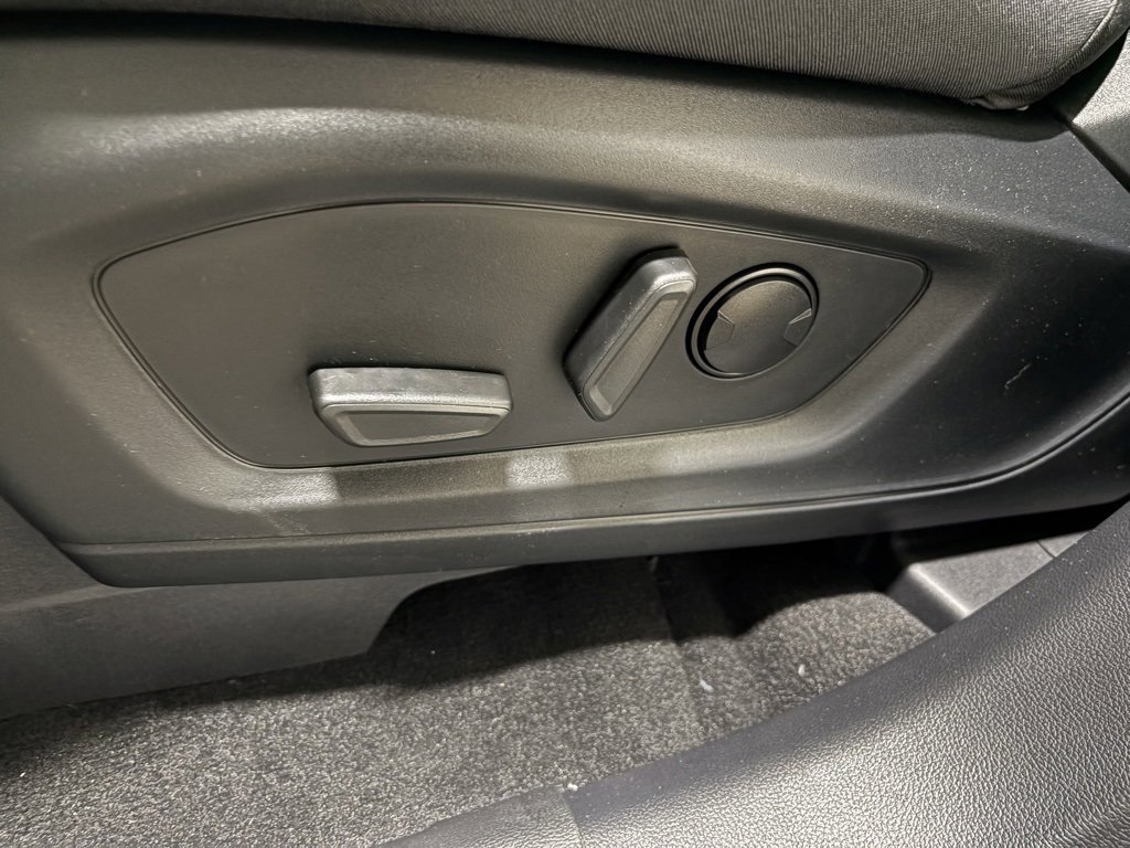 New 2026 Ford Explorer Active image 23