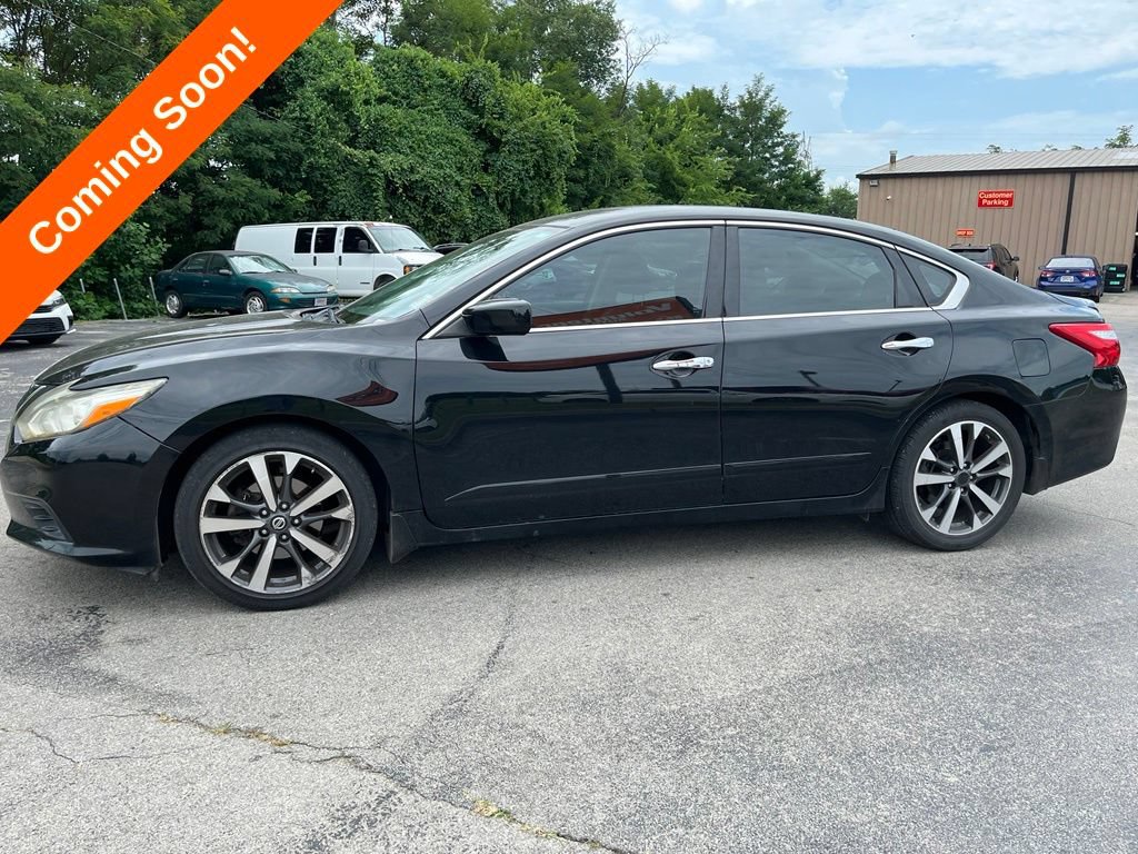 Used 2016 Nissan Altima 2.5 SR FWD image 6