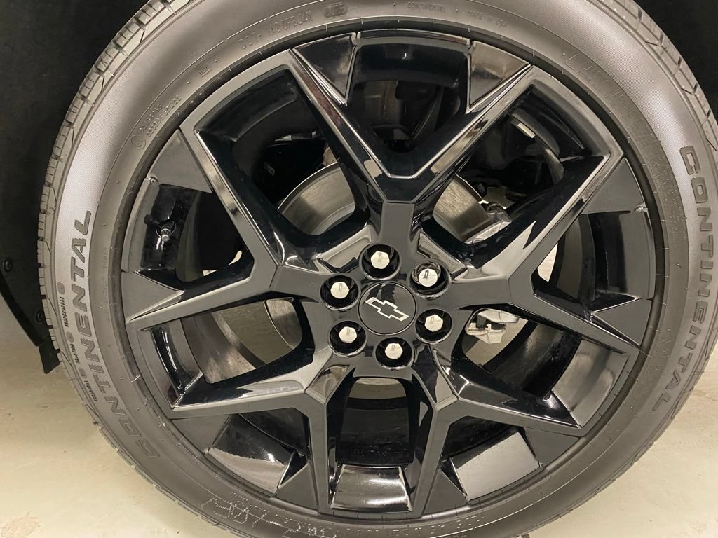 New 2026 Chevrolet Traverse RS w/ LPO, Floor Liner Package AWD/4WD image 26