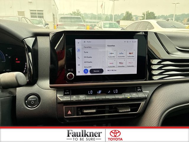 Certified 2025 Toyota Camry SE FWD image 24