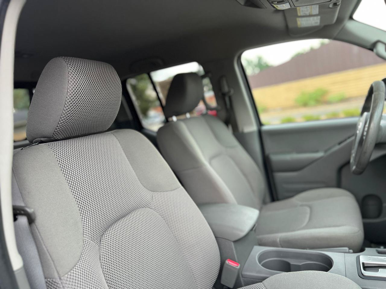Used 2016 Nissan Frontier SV AWD/4WD image 41