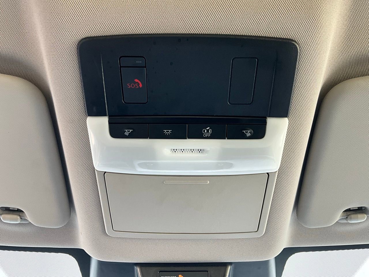 Used 2025 Nissan Rogue SV image 17