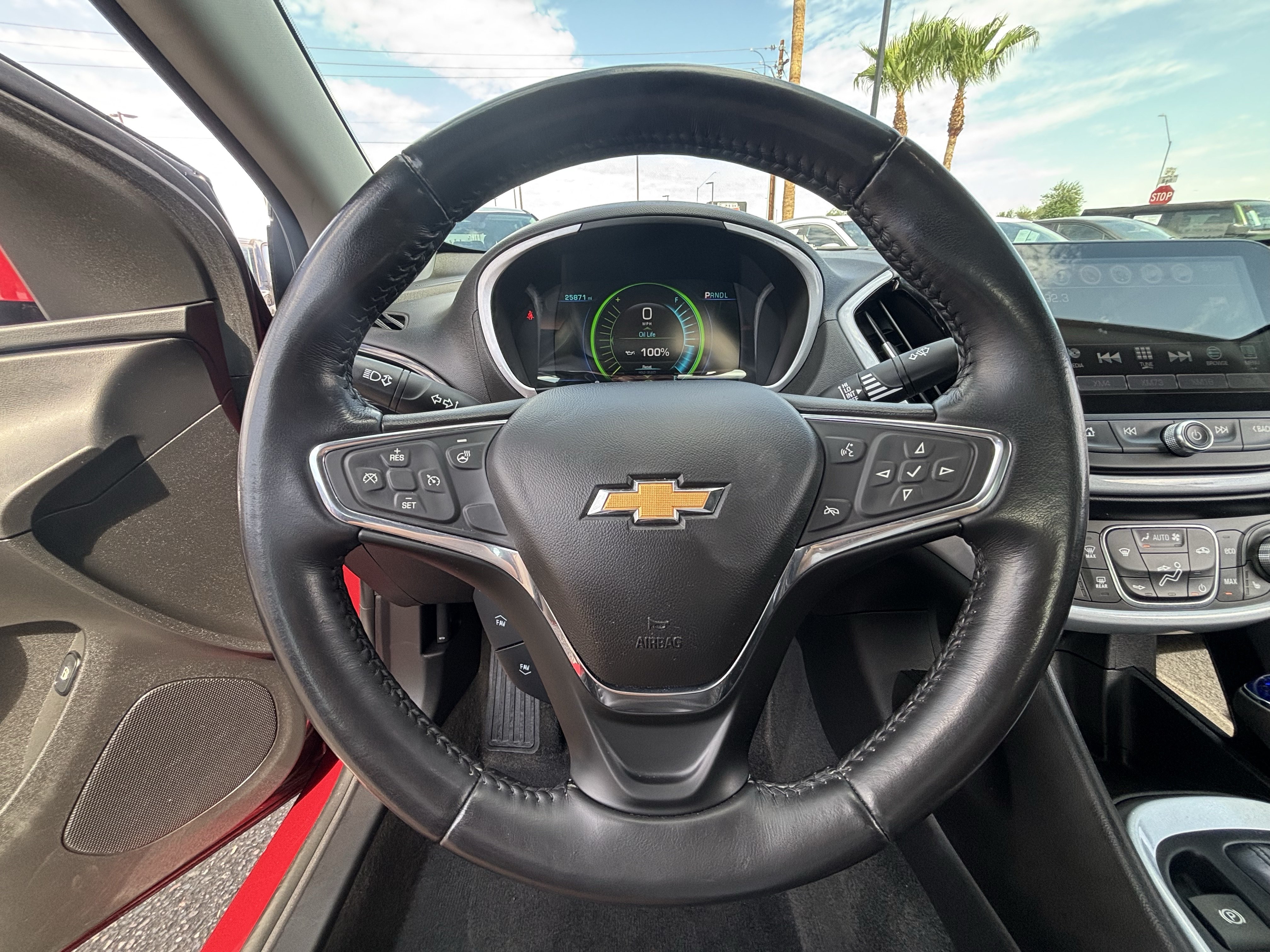 Used 2018 Chevrolet Volt LT w/ LT Driver Confidence Package FWD image 24