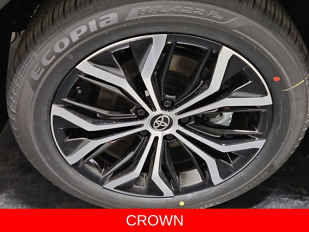 New 2026 Toyota Crown Limited image 9