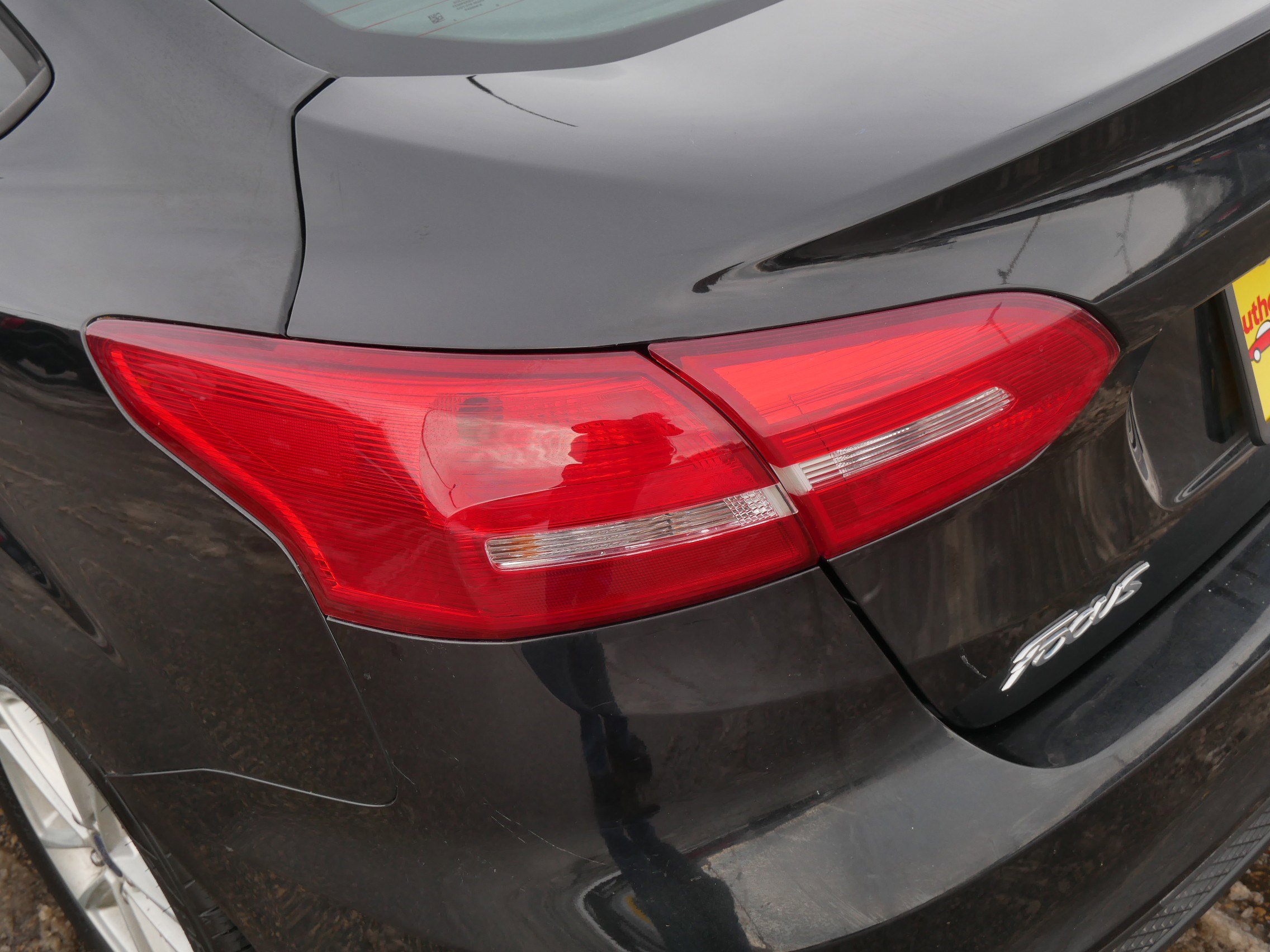 Used 2015 Ford Focus SE image 17