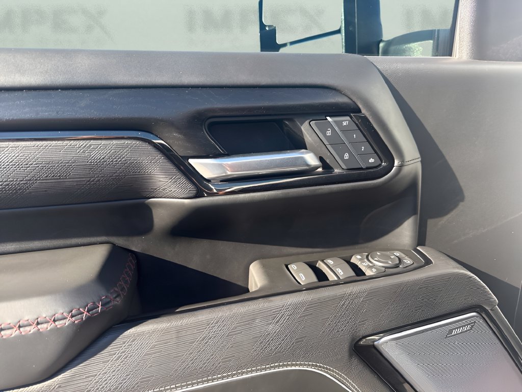 Used 2025 GMC Sierra 2500 AT4X AWD/4WD image 28