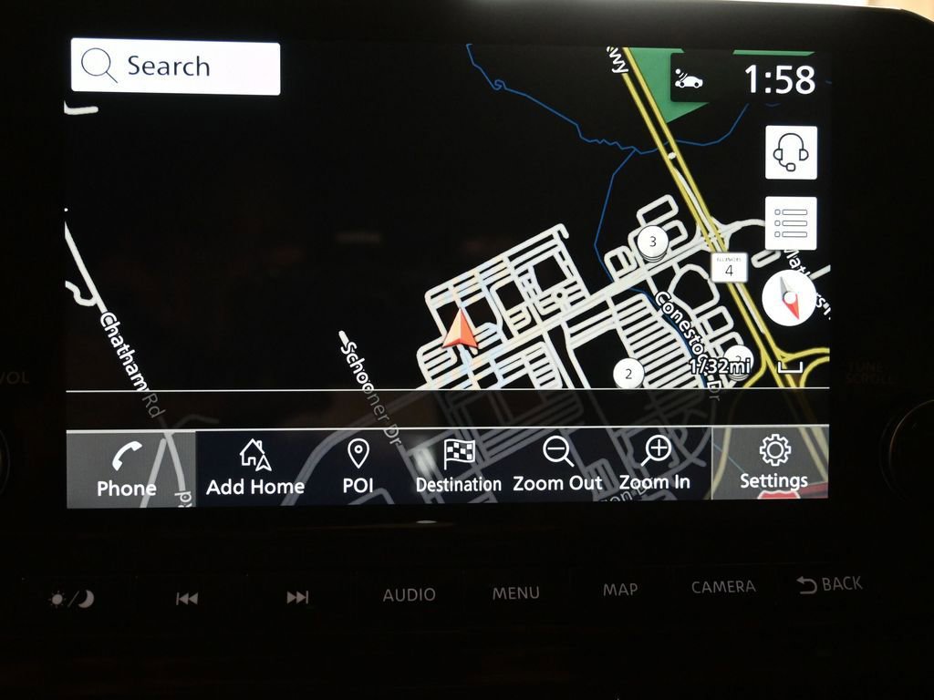 Used 2024 Nissan Pathfinder Platinum image 11