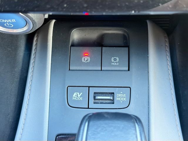 Used 2021 Toyota Venza LE AWD/4WD image 44