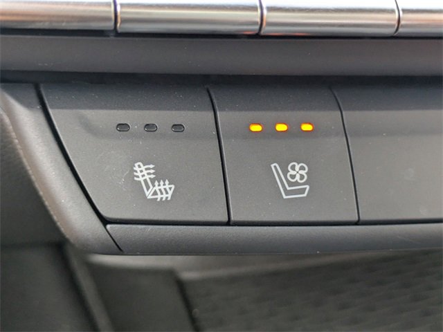 Certified 2025 Cadillac CT4 Premium Luxury image 18