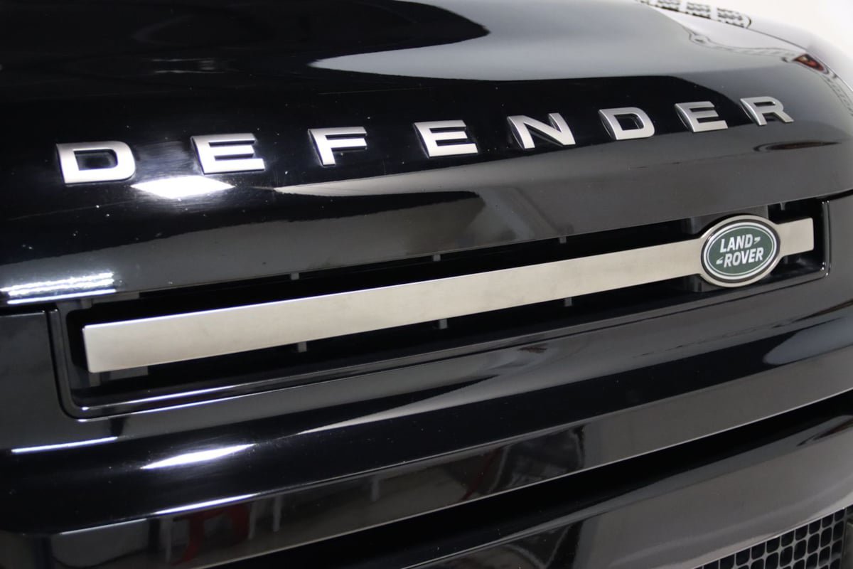Used 2023 Land Rover Defender 90 X AWD/4WD image 28