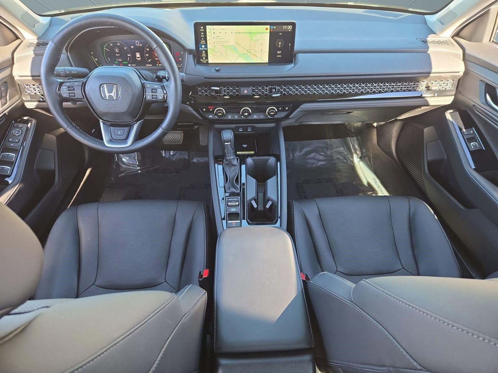 Used 2025 Honda Accord Touring image 17