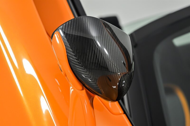 Used 2022 McLaren 720S Performance RWD image 5