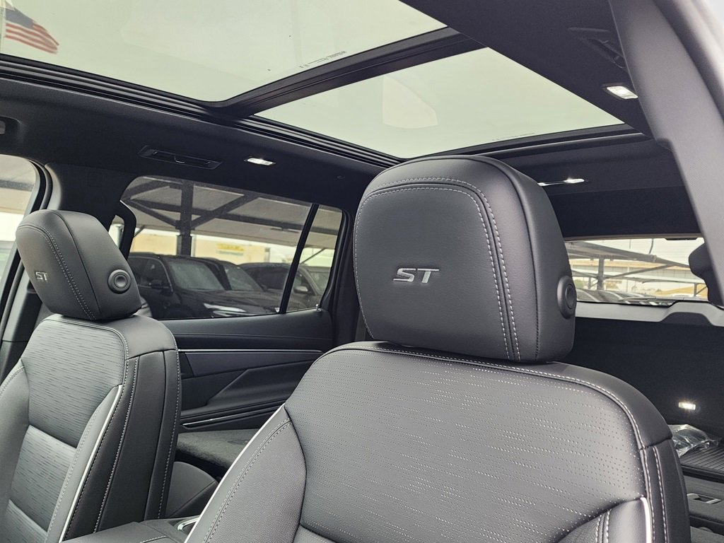 New 2026 Buick Enclave Sport Touring w/ Power Package image 17