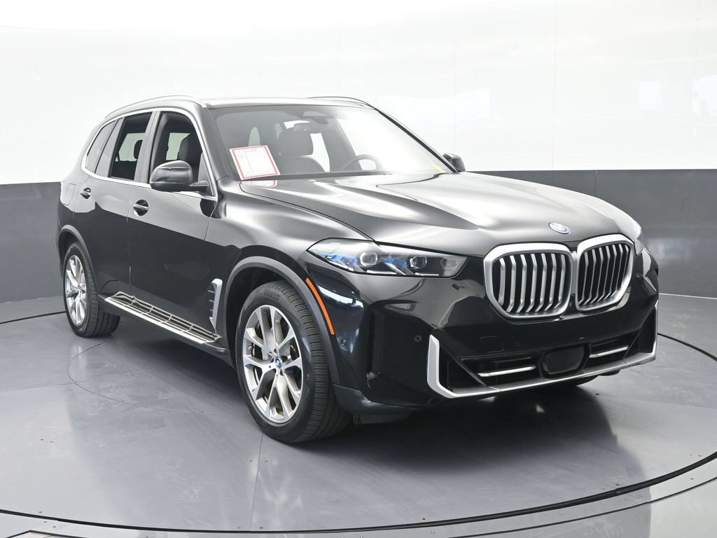 Used 2025 BMW X5 xDrive50e AWD/4WD image 9