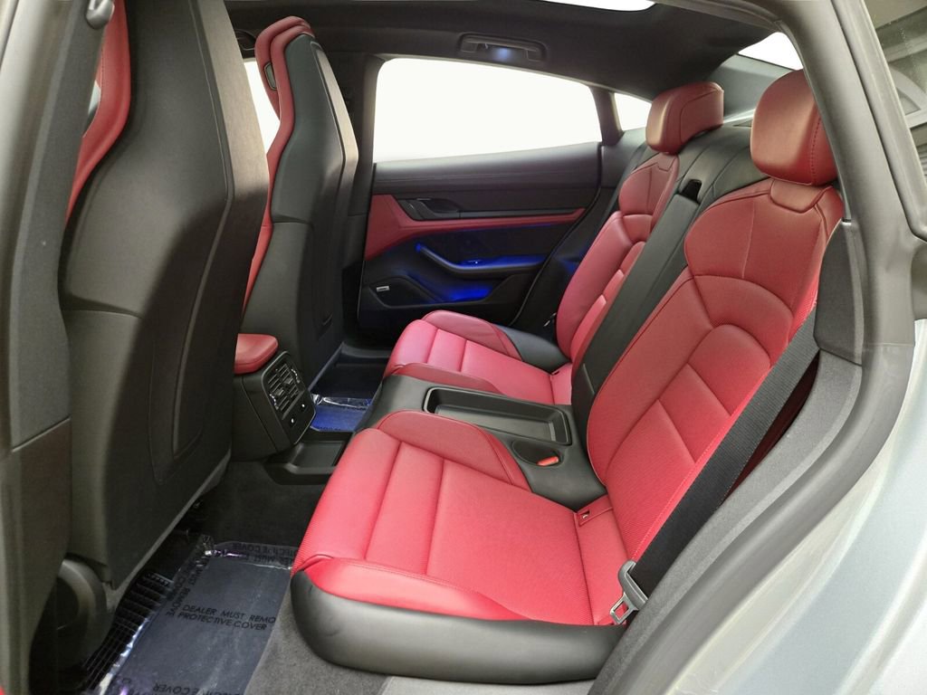 Used 2021 Porsche Taycan 4S w/ Premium Package image 19
