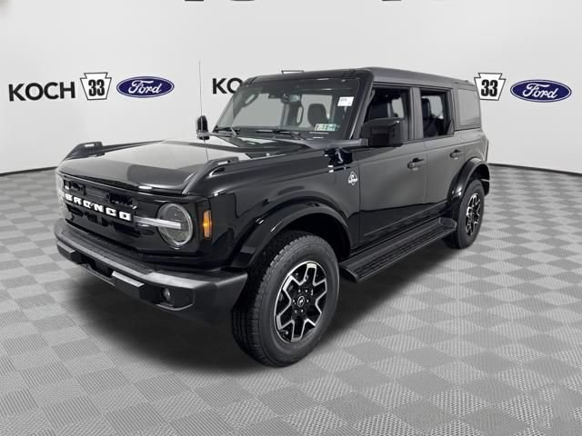 New 2026 Ford Bronco Outer Banks AWD/4WD image 3