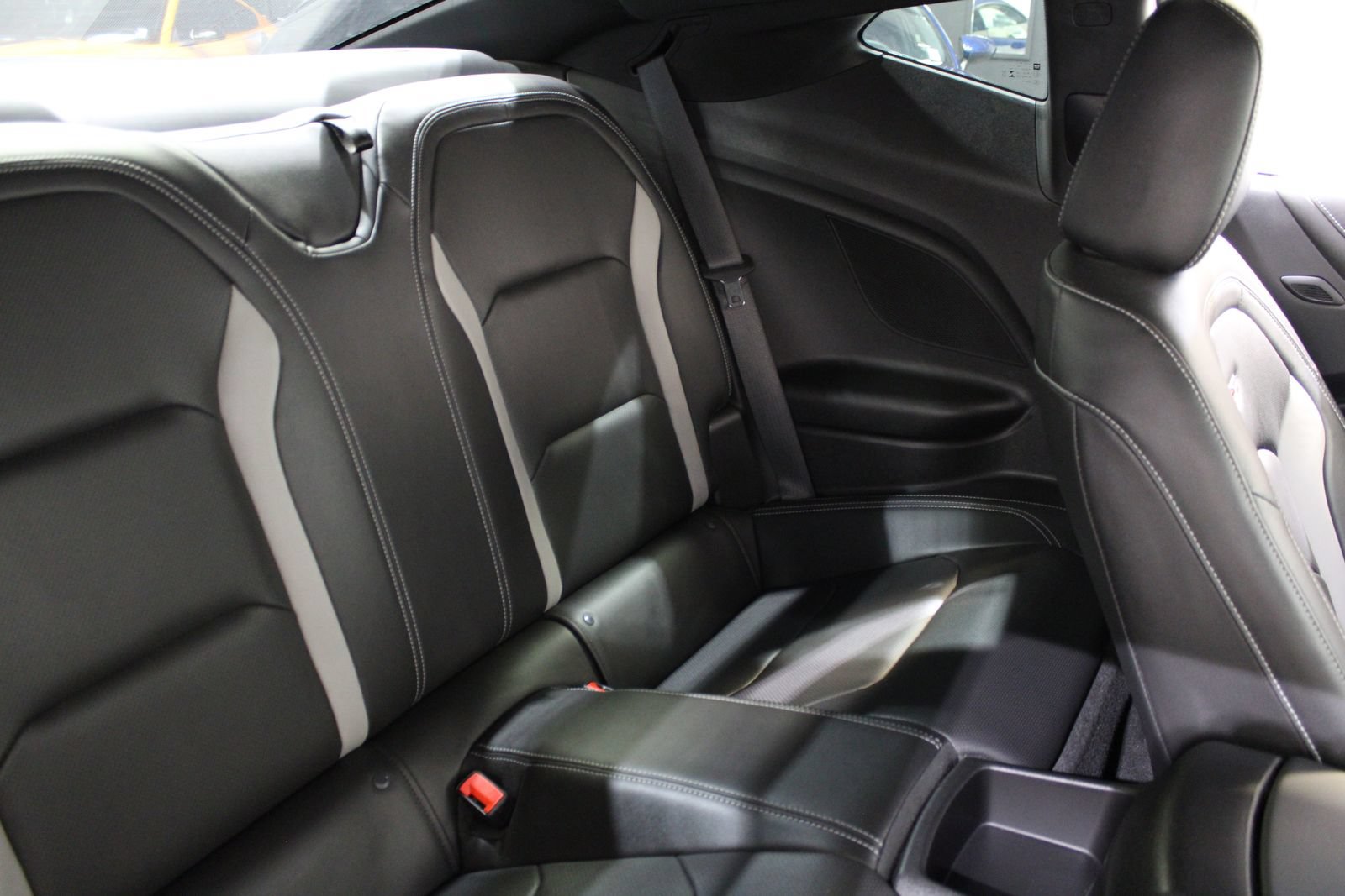 Used 2019 Chevrolet Camaro SS w/ LPO, Ground Effects Package RWD image 20