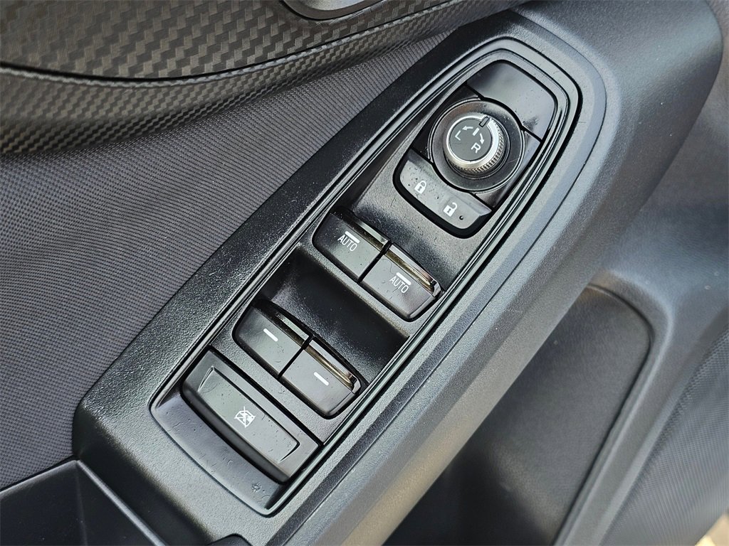 Used 2022 Subaru Crosstrek 2.0i Premium image 18