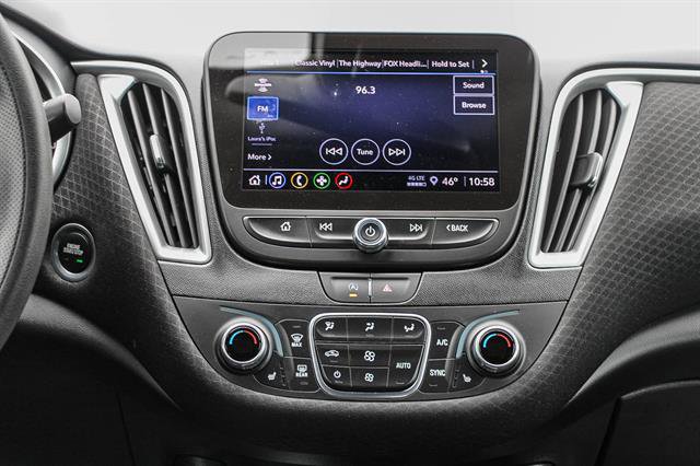 Used 2024 Chevrolet Malibu LT image 14