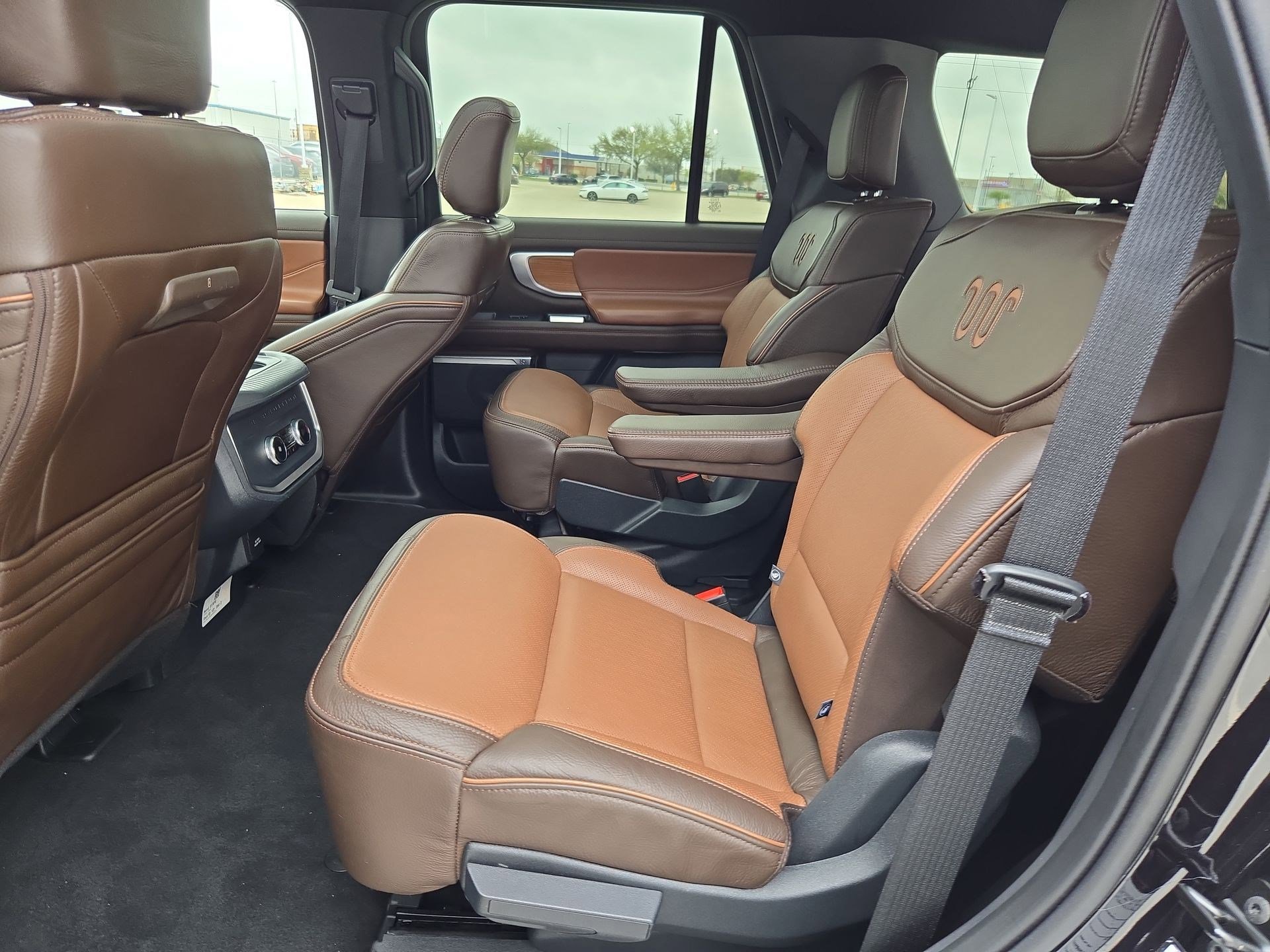 Used 2025 Ford Expedition King Ranch image 29