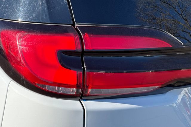 Used 2023 Chrysler Pacifica Touring-L image 46